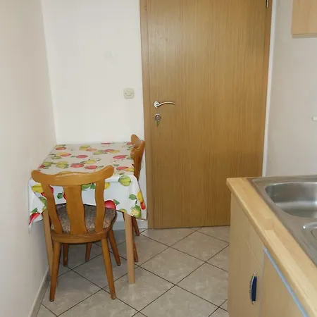 Ljubica Apartment *