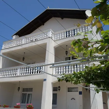 Ljubica Apartment *