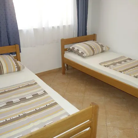 Ljubica Apartment *